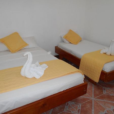 El Descanso Del Petrel 푸에르토아요라 외부 사진